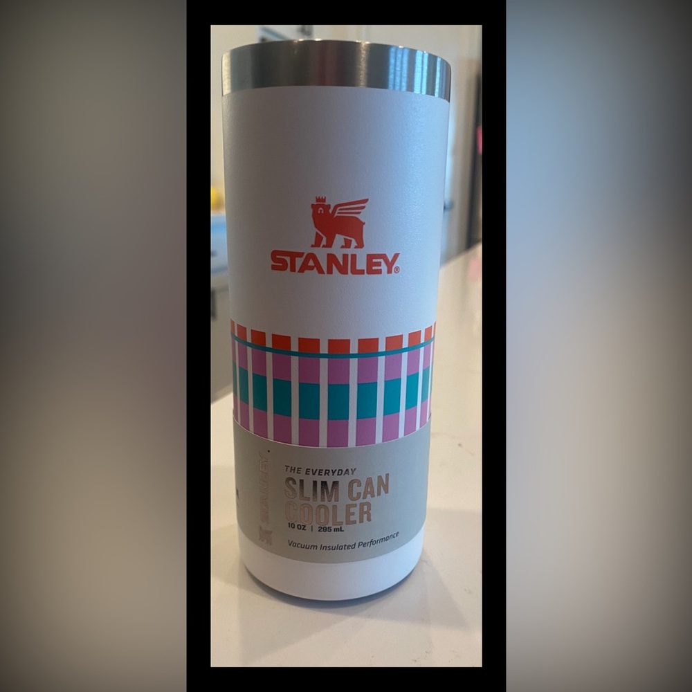 BNWT Stanley Summer Slim Can